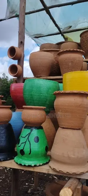 Yellow,Green,Black Small Clay Pots