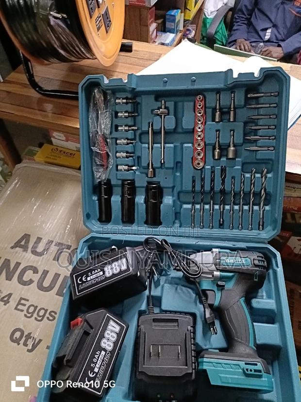 88v Makita Impact Wrench . - thumbnail 5