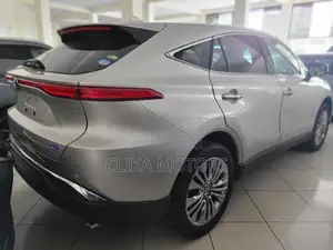 Toyota Harrier 2020 Silver
