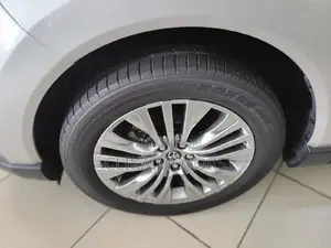 Toyota Harrier 2020 Silver