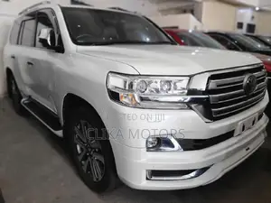 Toyota Land Cruiser 2018 Pearl