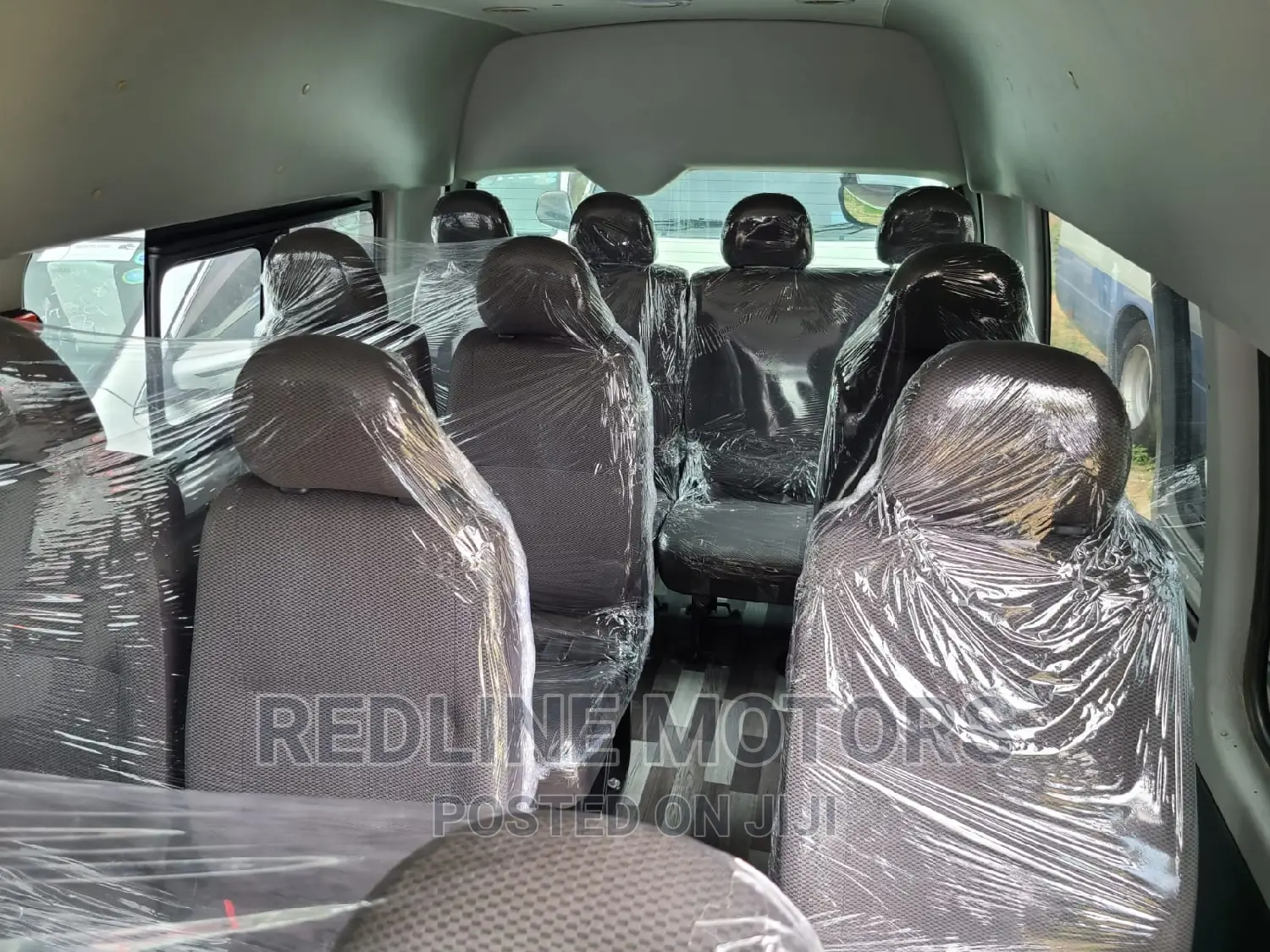 Toyota HiAce 2016 White