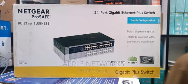 Netgear 24port Gigabit Ethernet Plus Switch - main view