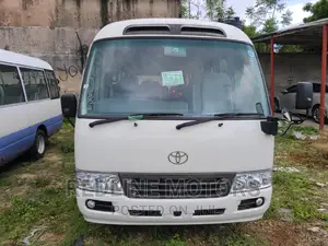 Toyota Coaster 2016 Pearl