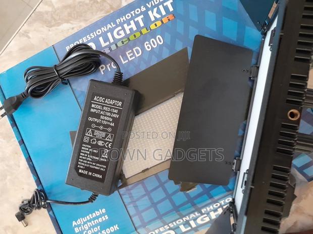 U600 Professional LED Light - main view