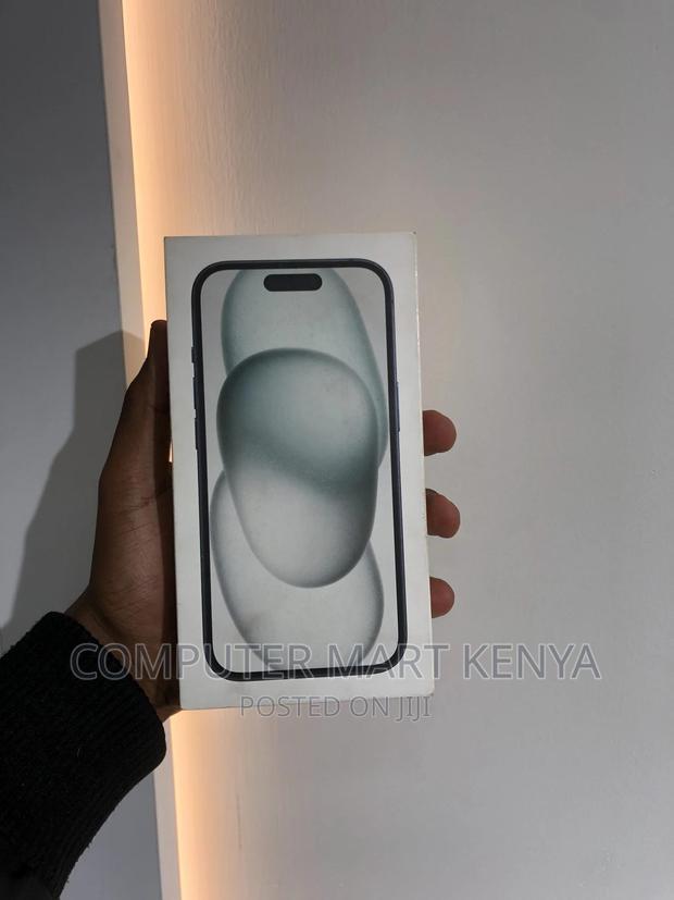 New Apple iPhone 15 128 GB Black - main view