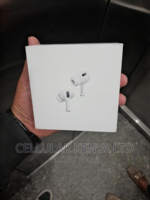 Airpods Pro 2 With USB-C - thumbnail 2