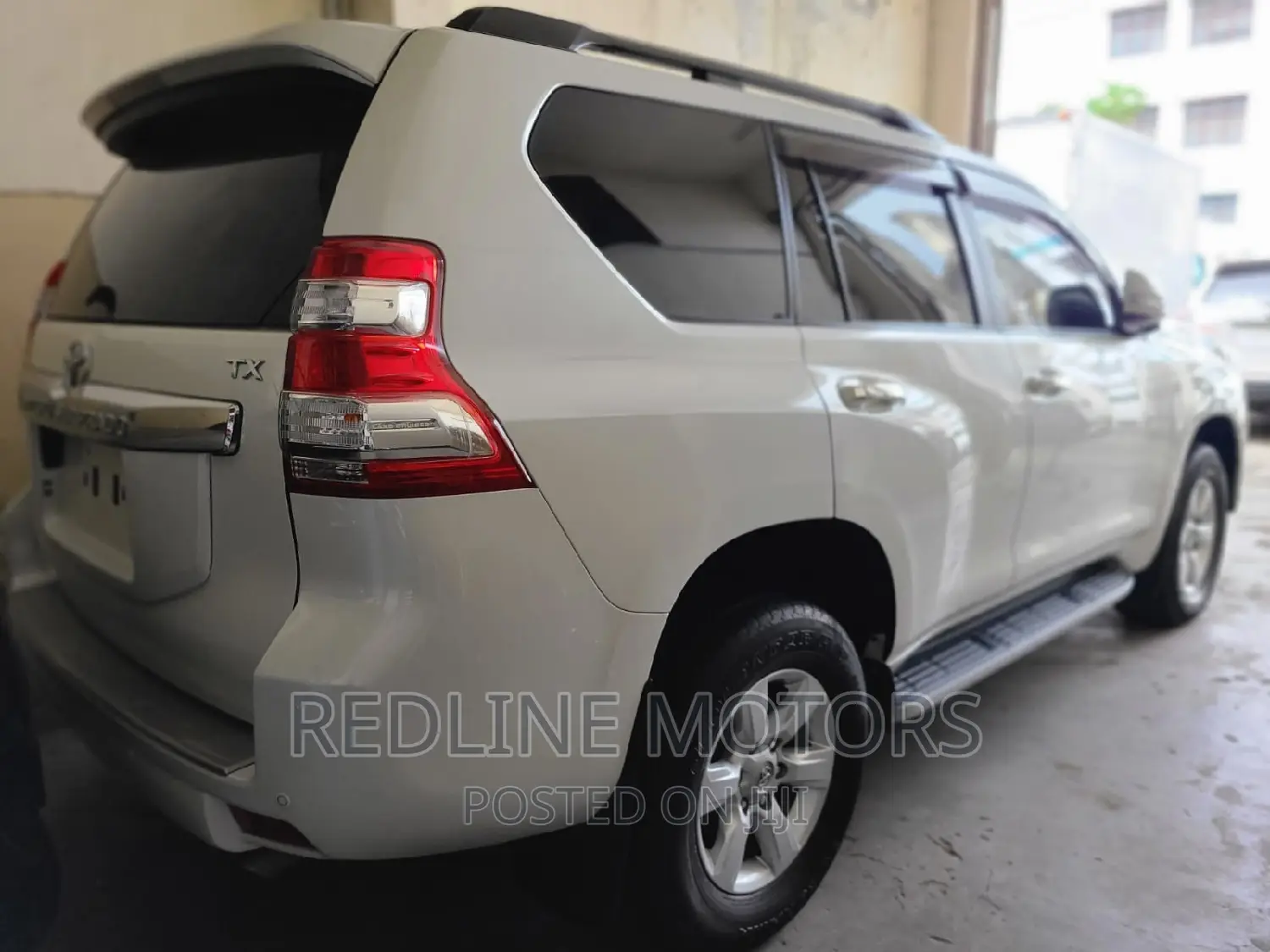 Toyota Land Cruiser Prado 2017 Pearl