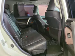 Toyota Land Cruiser Prado 2017 Pearl