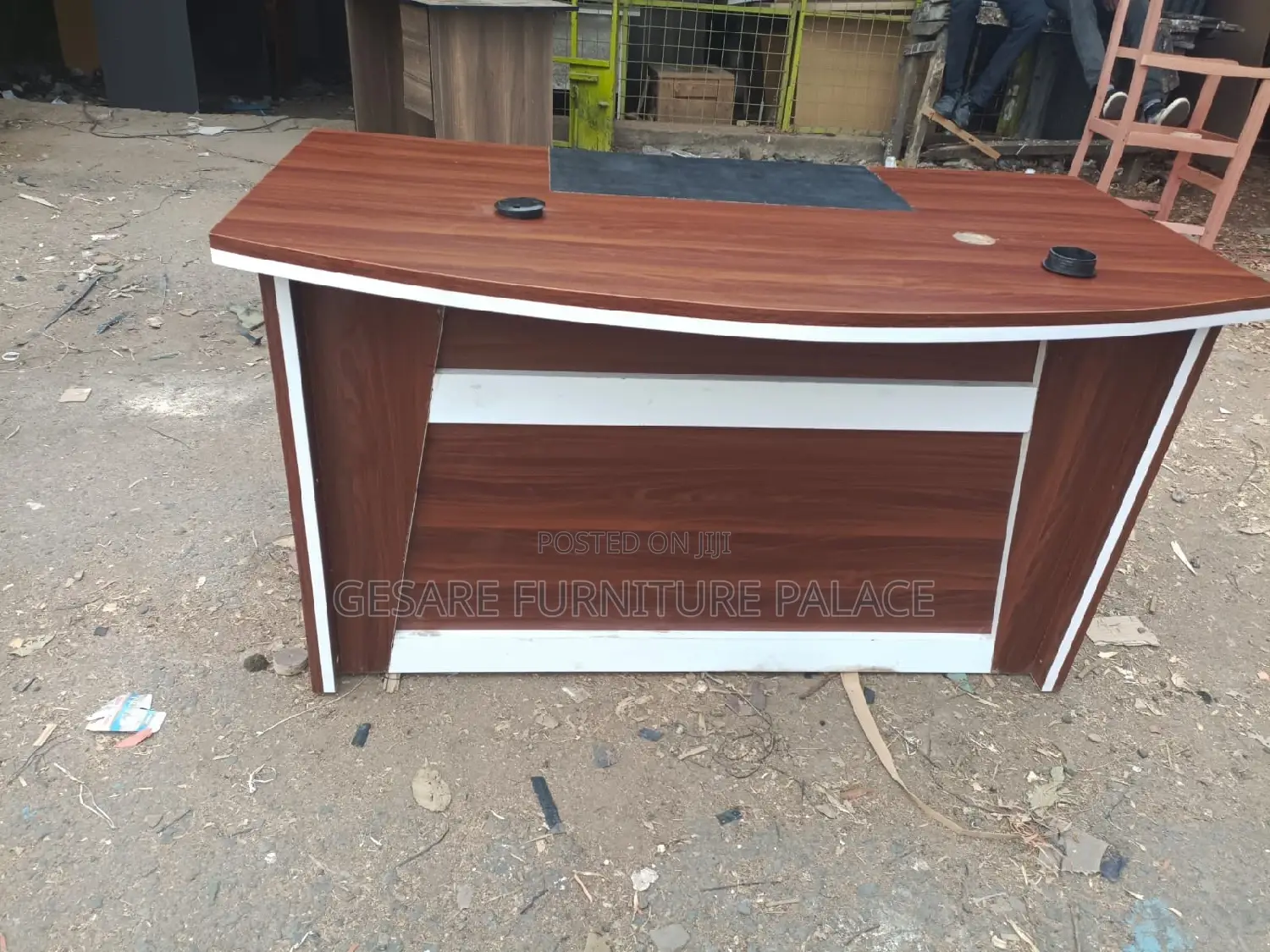 1.5 MTS Executive Desk