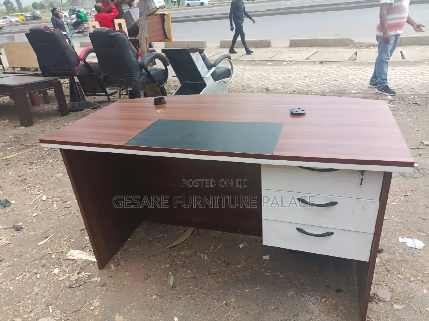 1.5 MTS Executive Desk