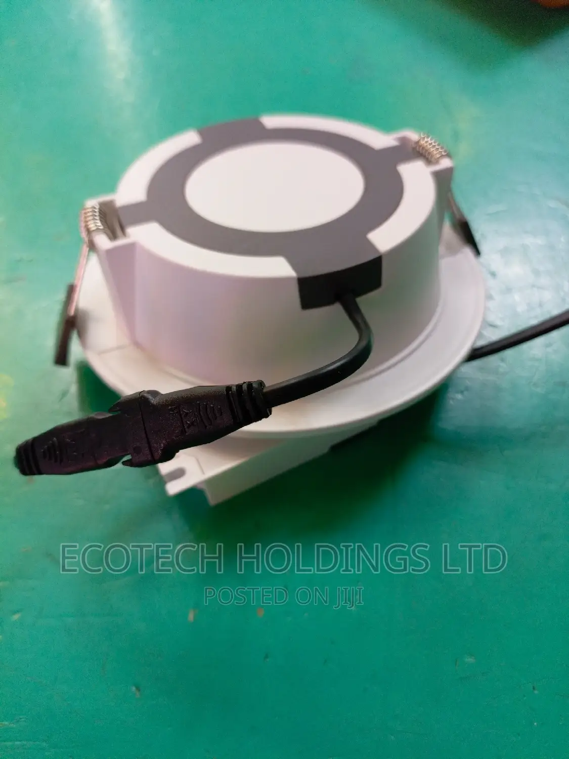 18wts Cob Ceiling Downlighter Warm White.