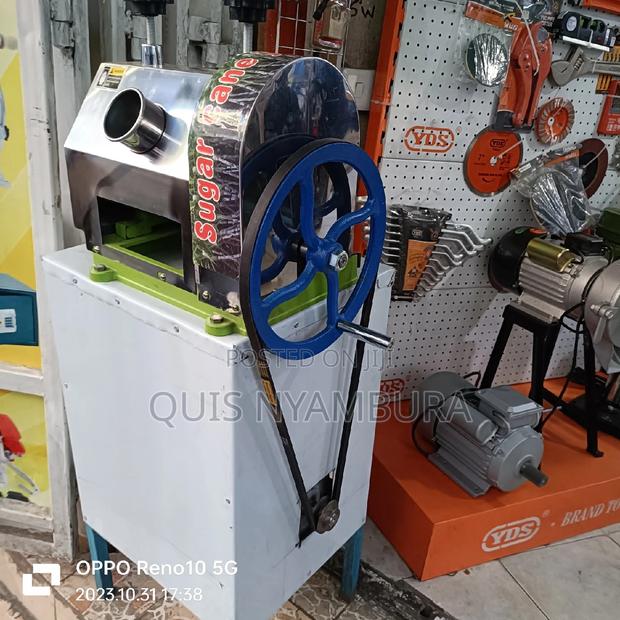 Sugarcane Juicer Machine