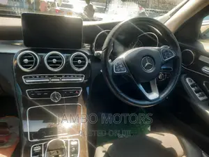 Mercedes-Benz C200 2016 Silver