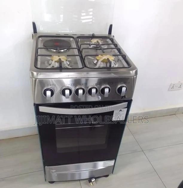 Cooker//Amaze 3G+1E Free Standing Cooker With Oven