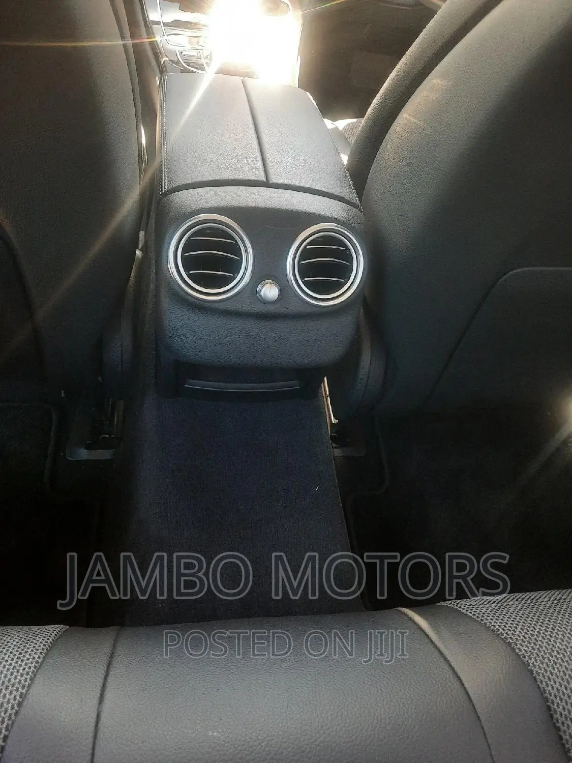 Mercedes-Benz C200 2016 Silver