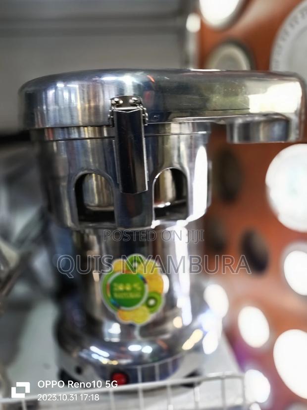 Commercial Juicer/Juicer - main view