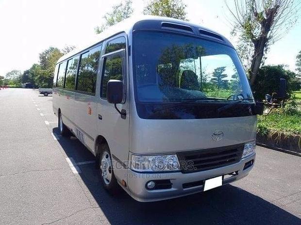 Toyota Coaster 2015 Silver - thumbnail 2