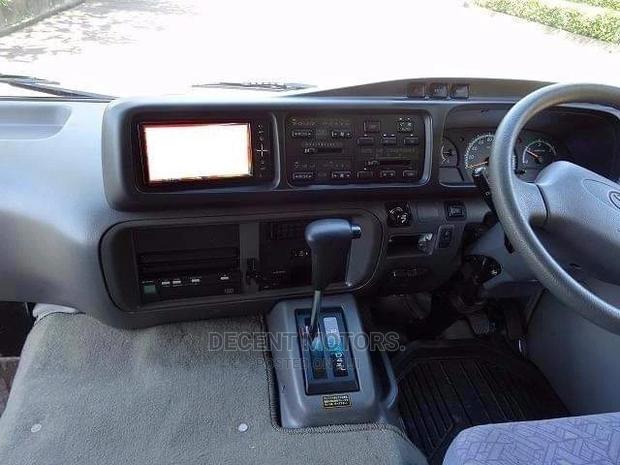 Toyota Coaster 2015 Silver - thumbnail 10