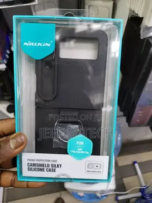 Nillkin Galaxy Z Flip4 Camshield Silky Silicone Protective C