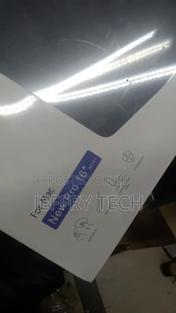 Frosted Hard Case for Apple Macbook Pro (16-Inch) 2020 / 20