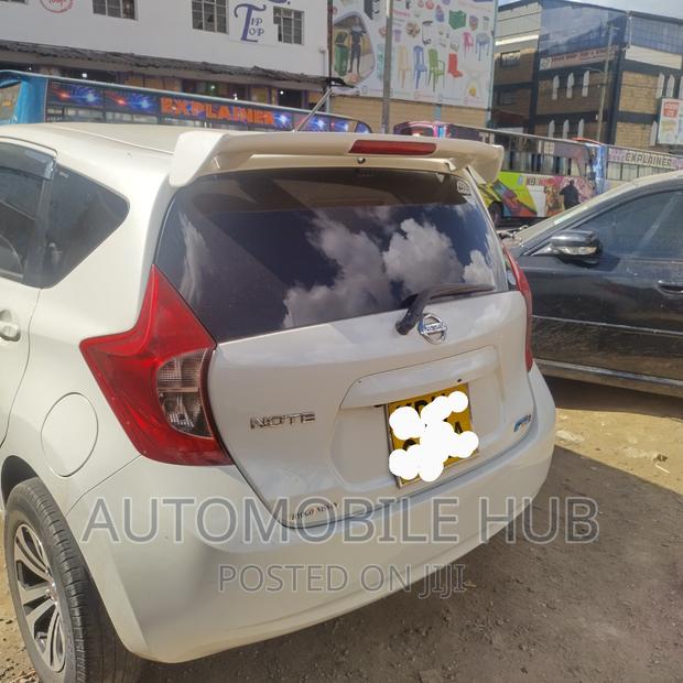 Nissan Note Spoiler With Brake Light - main view