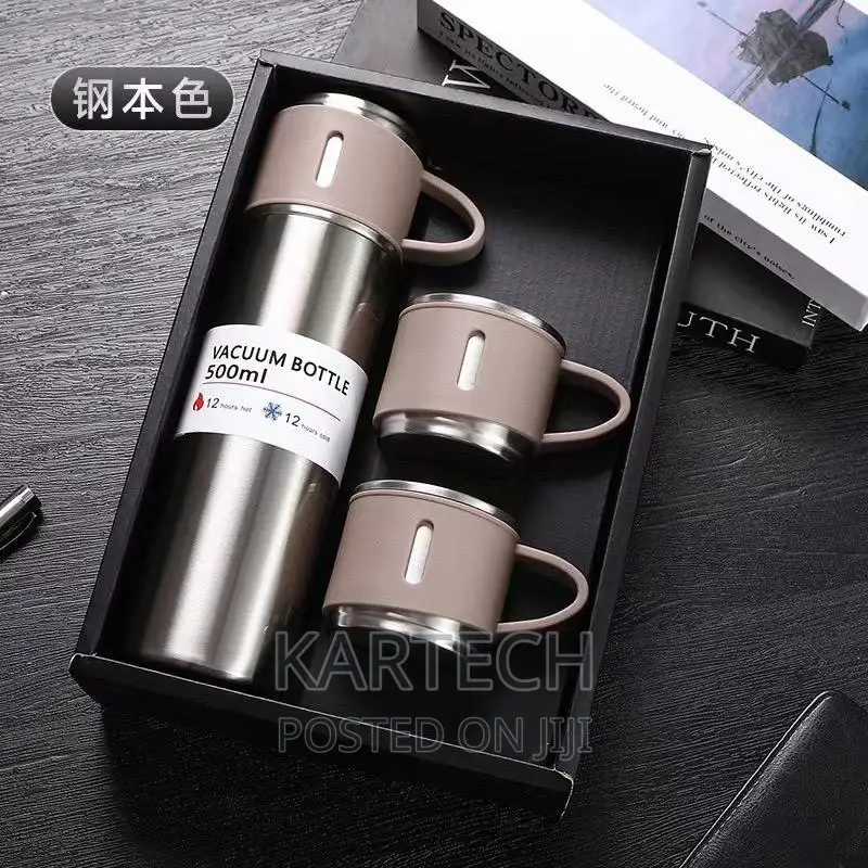 Thermos Set With 3 Cups