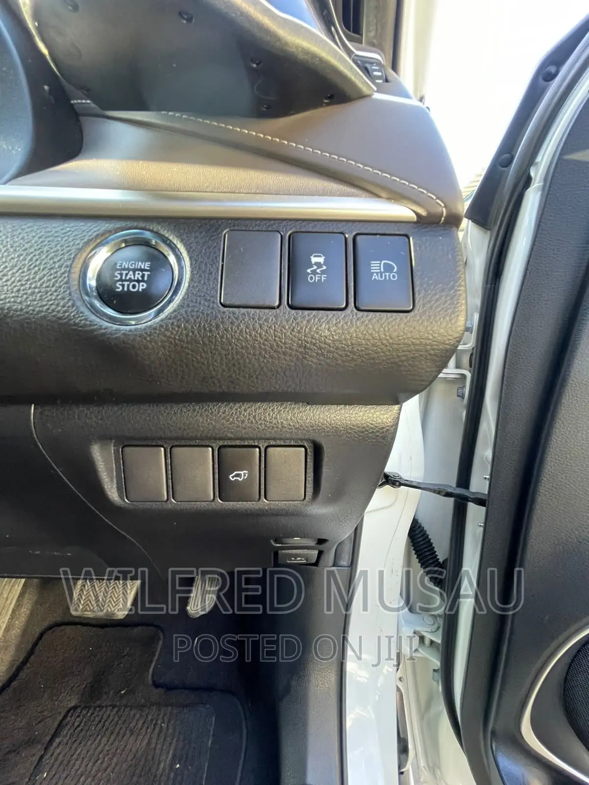 Toyota Harrier 2.0 2017 White