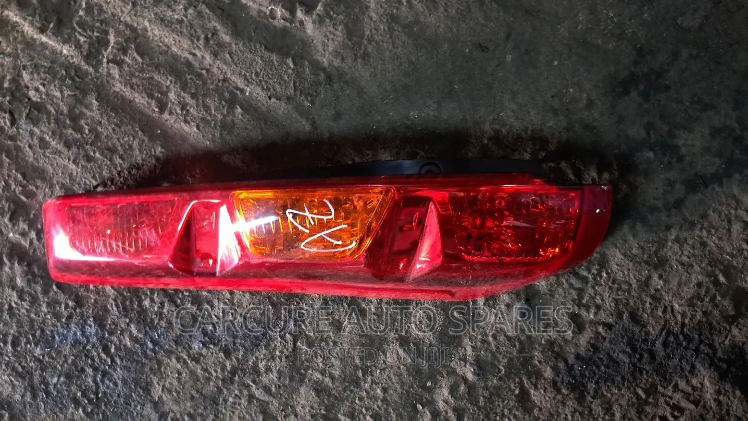 Nissan Xtrail Nt31 Tail Light