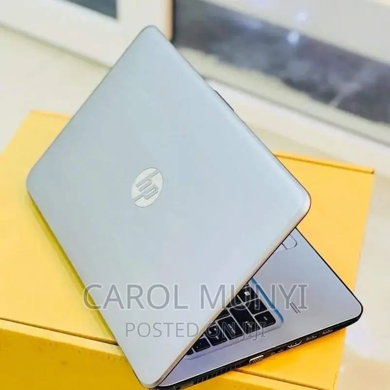 New Laptop HP 348 G4 8GB Intel Core I5 SSD 256GB