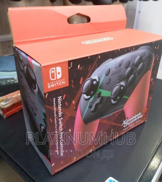 Controller Nintendo Switch PRO - main view