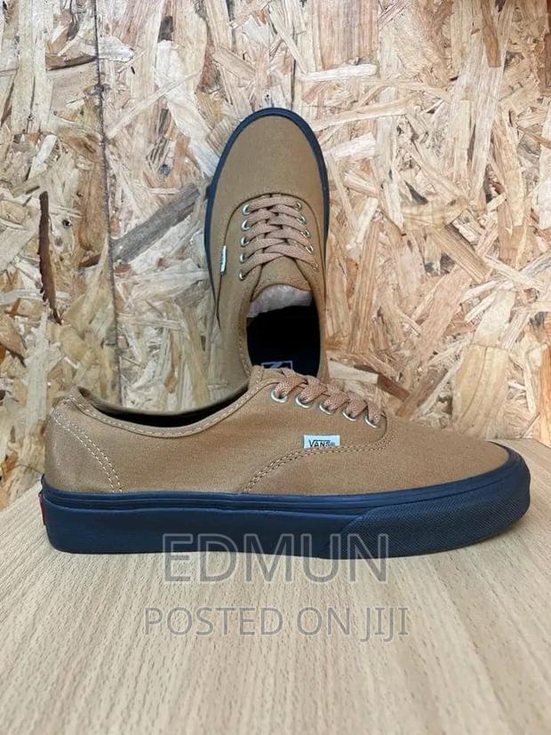 Unisex Vans on Offer - thumbnail 2