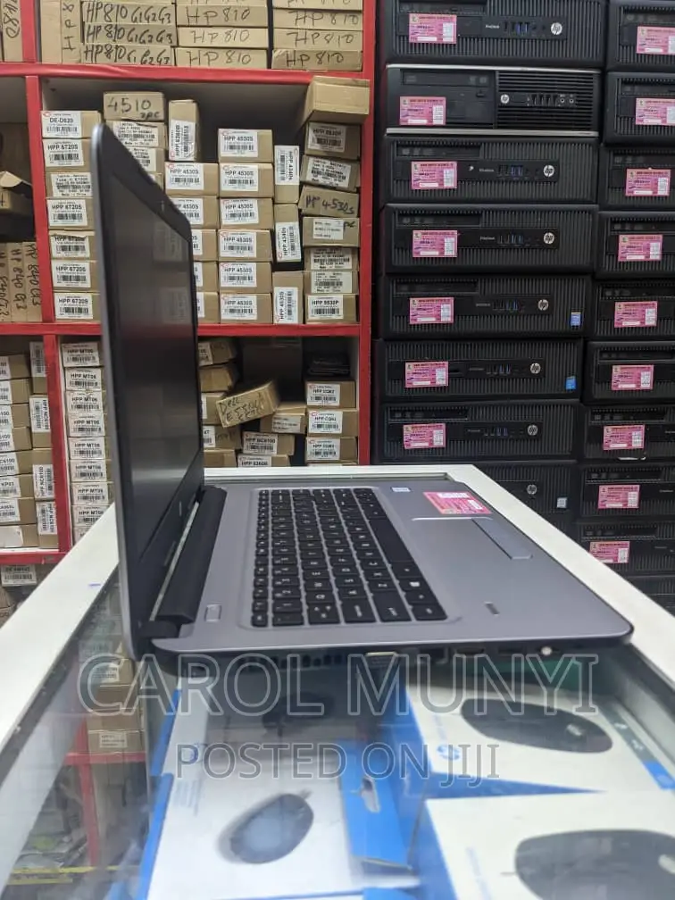 New Laptop HP 348 G4 8GB Intel Core I5 SSD 256GB