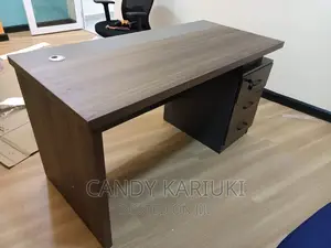 Modern 1.4m Office Desk