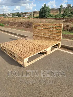 Pallet Bed- 6*6 Detachable and Blazed Pallet Bed.(UK#004,)