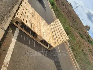 Pallet Bed- 6*6 Detachable and Blazed Pallet Bed. (UR#006)