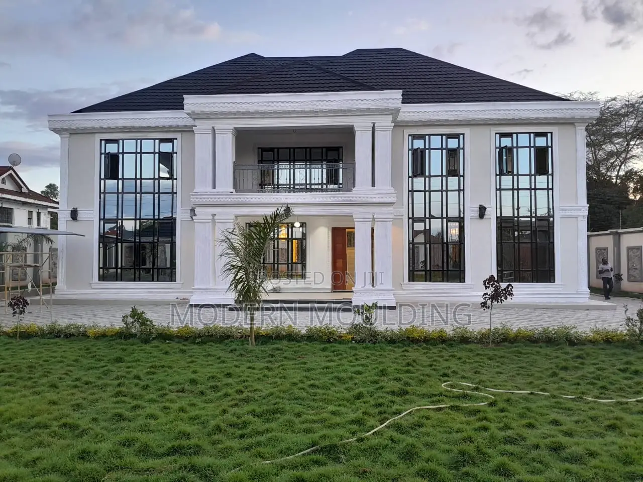 Modern Moulding Engineering