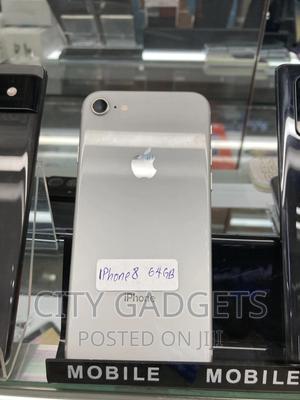 Apple iPhone 8 64 GB White - main view