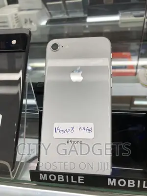Apple iPhone 8 64 GB White