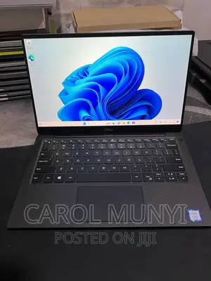 New Laptop Dell Latitude 3189 8GB Intel Core I5 SSD 256GB