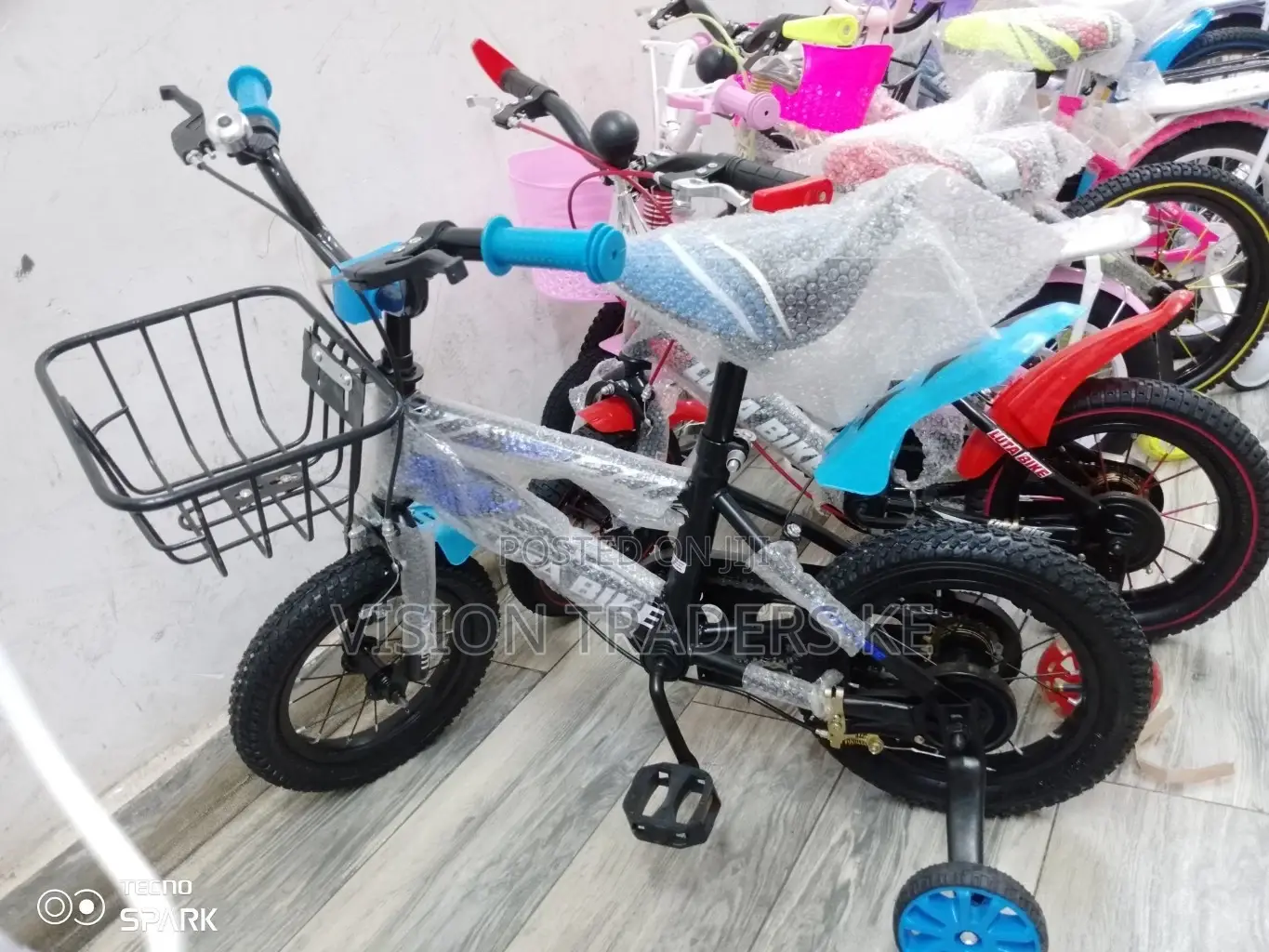 LUTA BIKE Size 12 Kid Bike