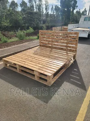 Pallet Bed- 6*6 Detachable and Blazed Pallet Bed. (UR#0017,)