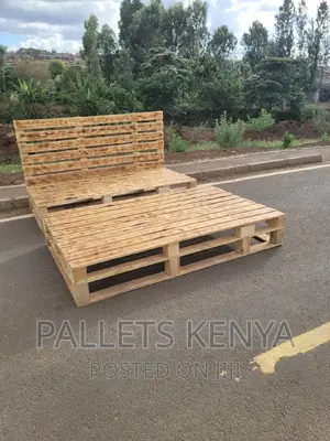 Pallet Bed- 6*6 Detachable and Blazed Pallet Bed. (2R#02,)