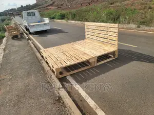 Pallet Bed- 6*6 Detachable and Blazed Pallet Bed. (3R,#L)