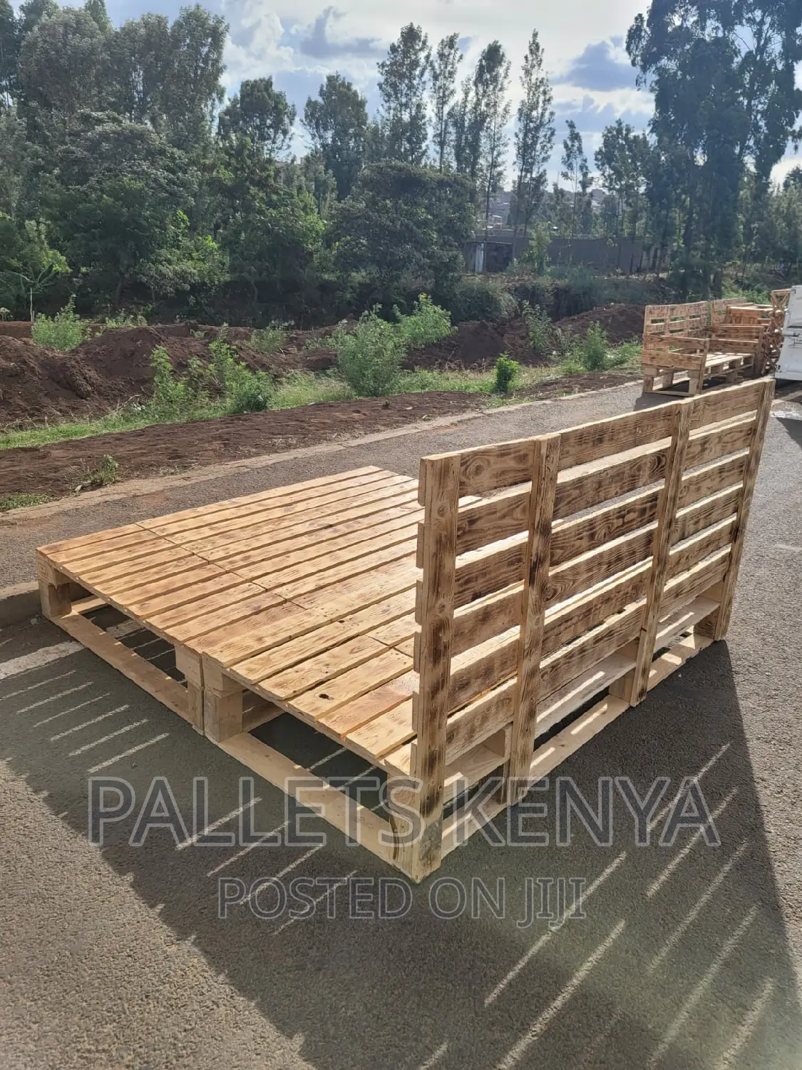 Pallet Bed- 6*6 Detachable and Blazed Pallet Bed. (5,6#02,)