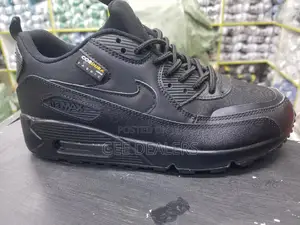 Airmax 90 Black Sneakers