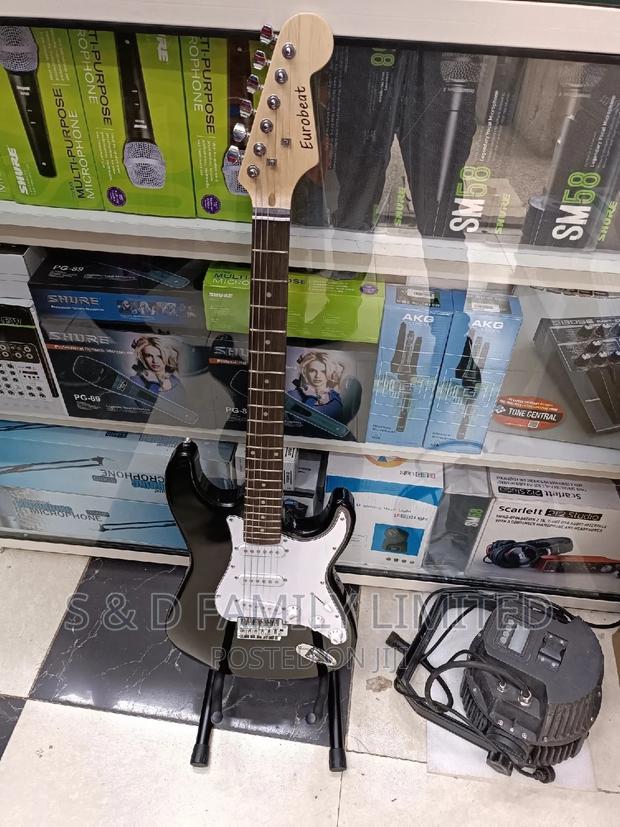 Eurobeat Rhythm Guitar Plus Guitar Stand