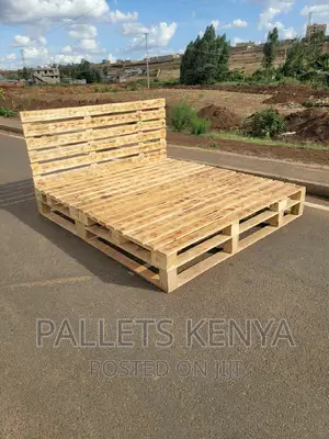 Pallet Bed- 6*6 Detachable and Blazed Pallet Bed. (7R,#03)