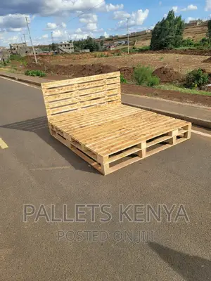 Pallet Bed- 6*6 Detachable and Blazed Pallet Bed. (7R,#04)