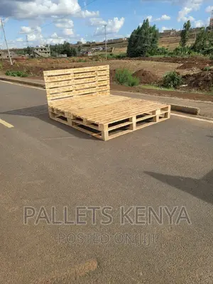 Pallet Bed- 66 Detachable and Blazed Pallet Bed. (8R,#01)